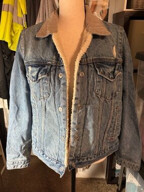 A&F sherpa denim jacket